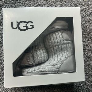UGG Skylar Gray Knit Baby Booties